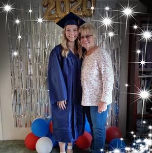 Meet your Posher, Suzanne